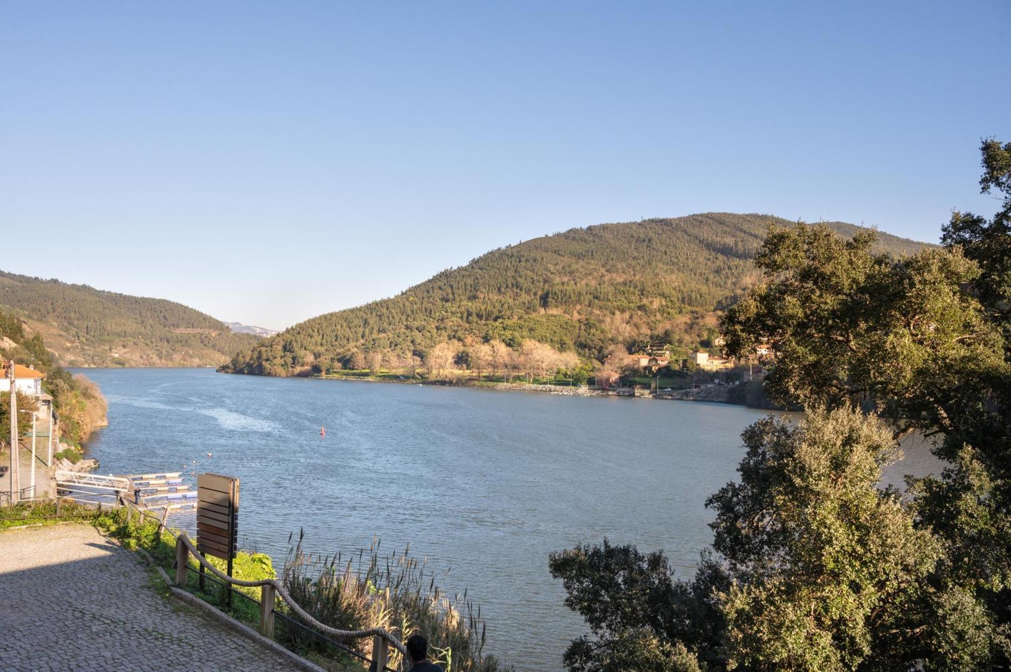 Dourwin - Riverside Suites - Adults Only Penafiel Δωμάτιο φωτογραφία